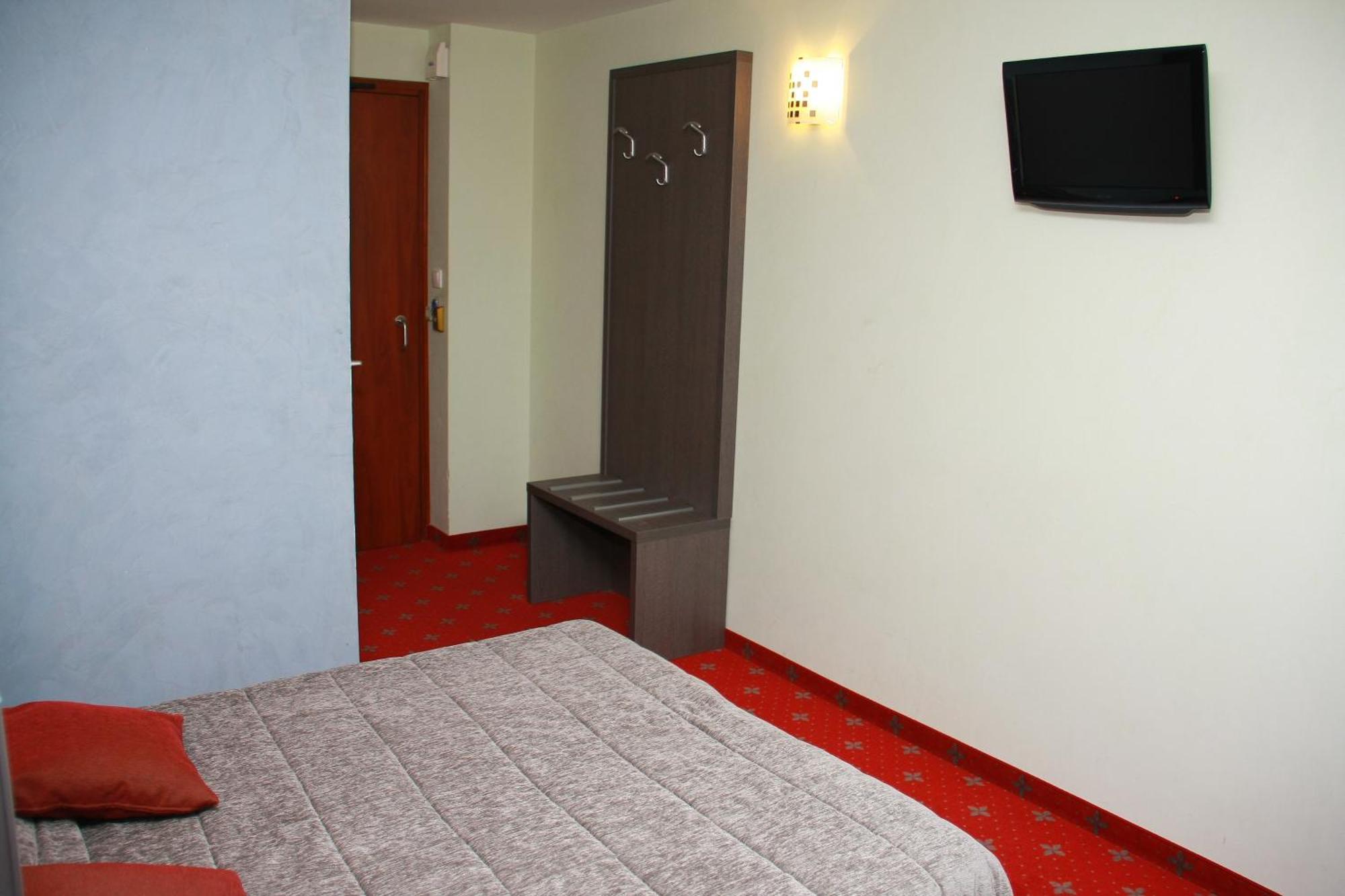 Hotel Le Commerce โมดาน ภายนอก รูปภาพ